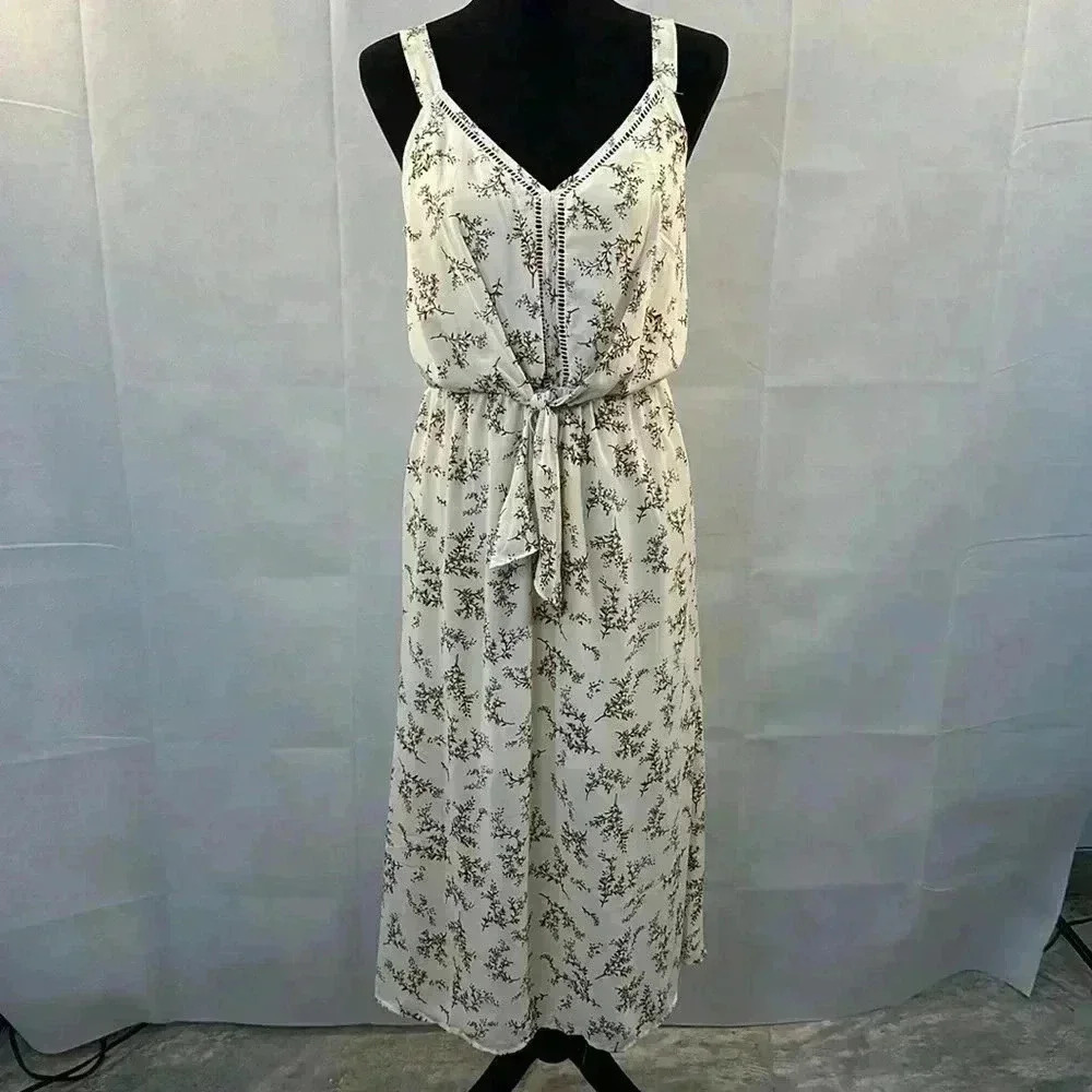 Sienna Sky Cream Floral Midi Dress Size M